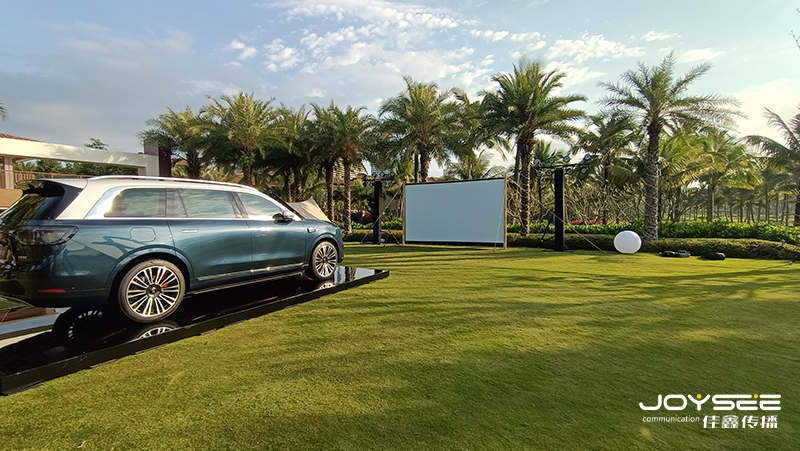 小草坪.png 小草坪.png